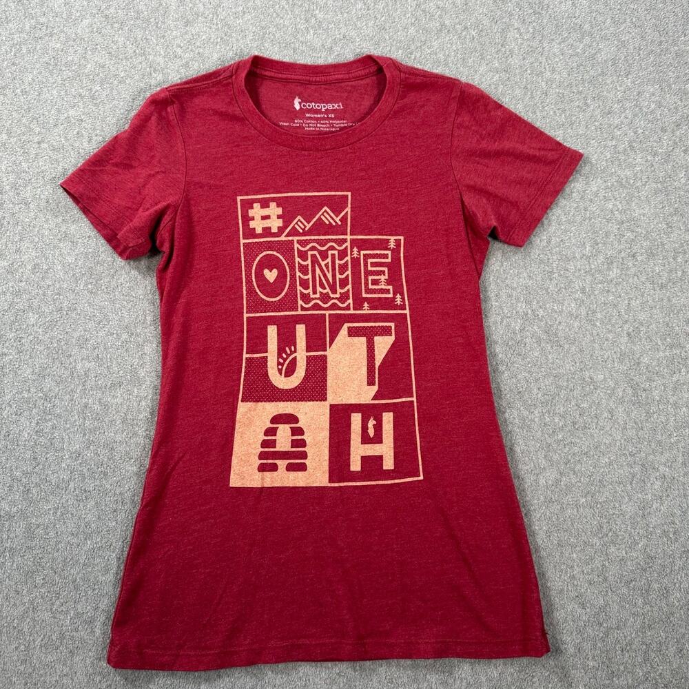 Cotopaxi One Utah Tee Shirt Women's XS Red Short Sleeve Crew Neck Llama Graphic